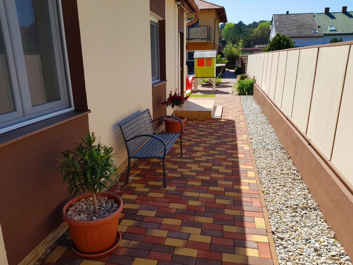 Napsugar Villa B Siófok Extérieur photo